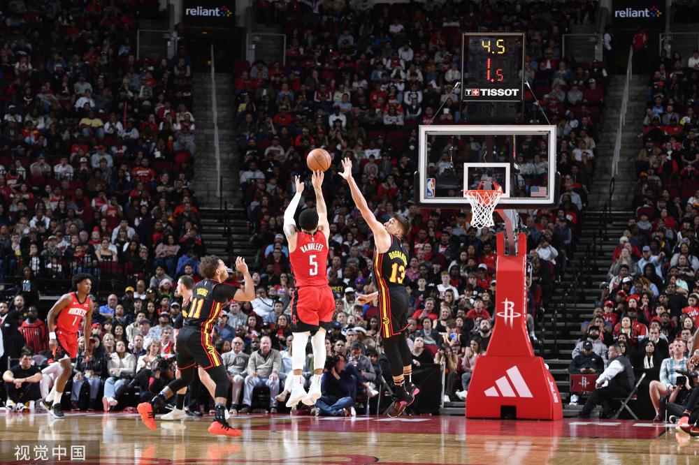 在与对手的 在与对手的