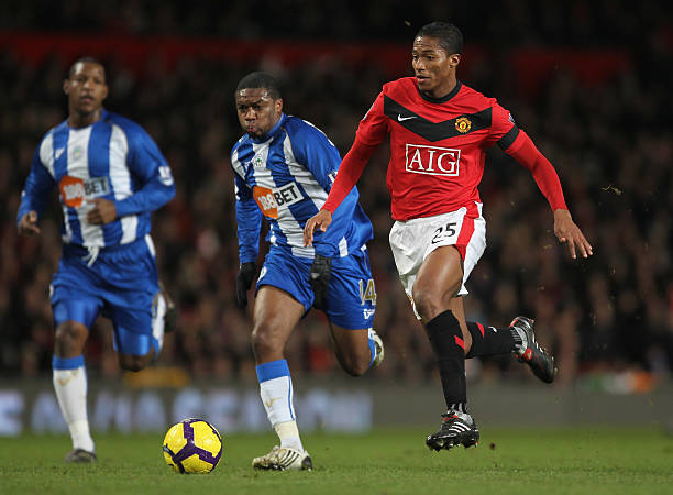 何诗蓓的连 何诗蓓的连