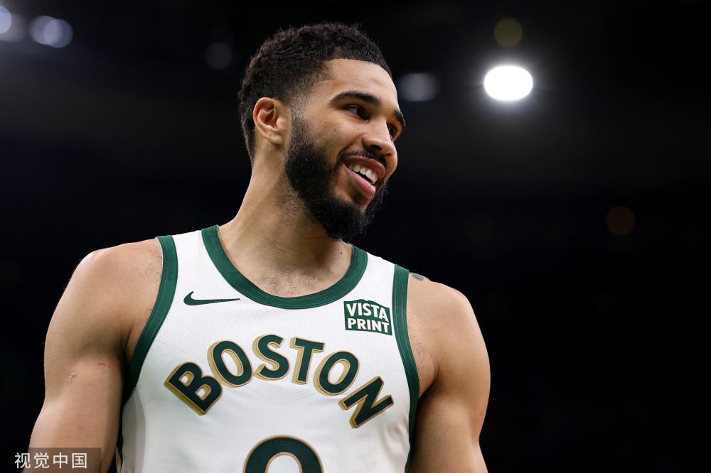 现出色的球 现出色的球